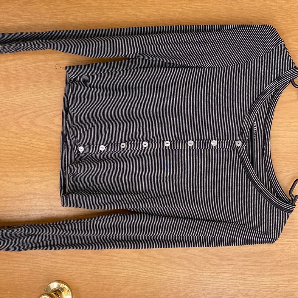 American Eagle long sleeve Small